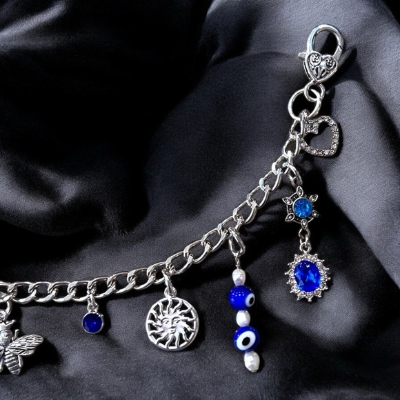 Bag chain Bag charm Silver toned New and Vintage charms Unique One of a kind 11” - Picture 6 of 16